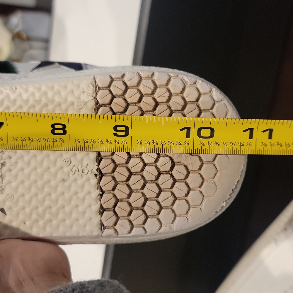 Authentic Gucci star sneaker shoes - Picture 14 of 14